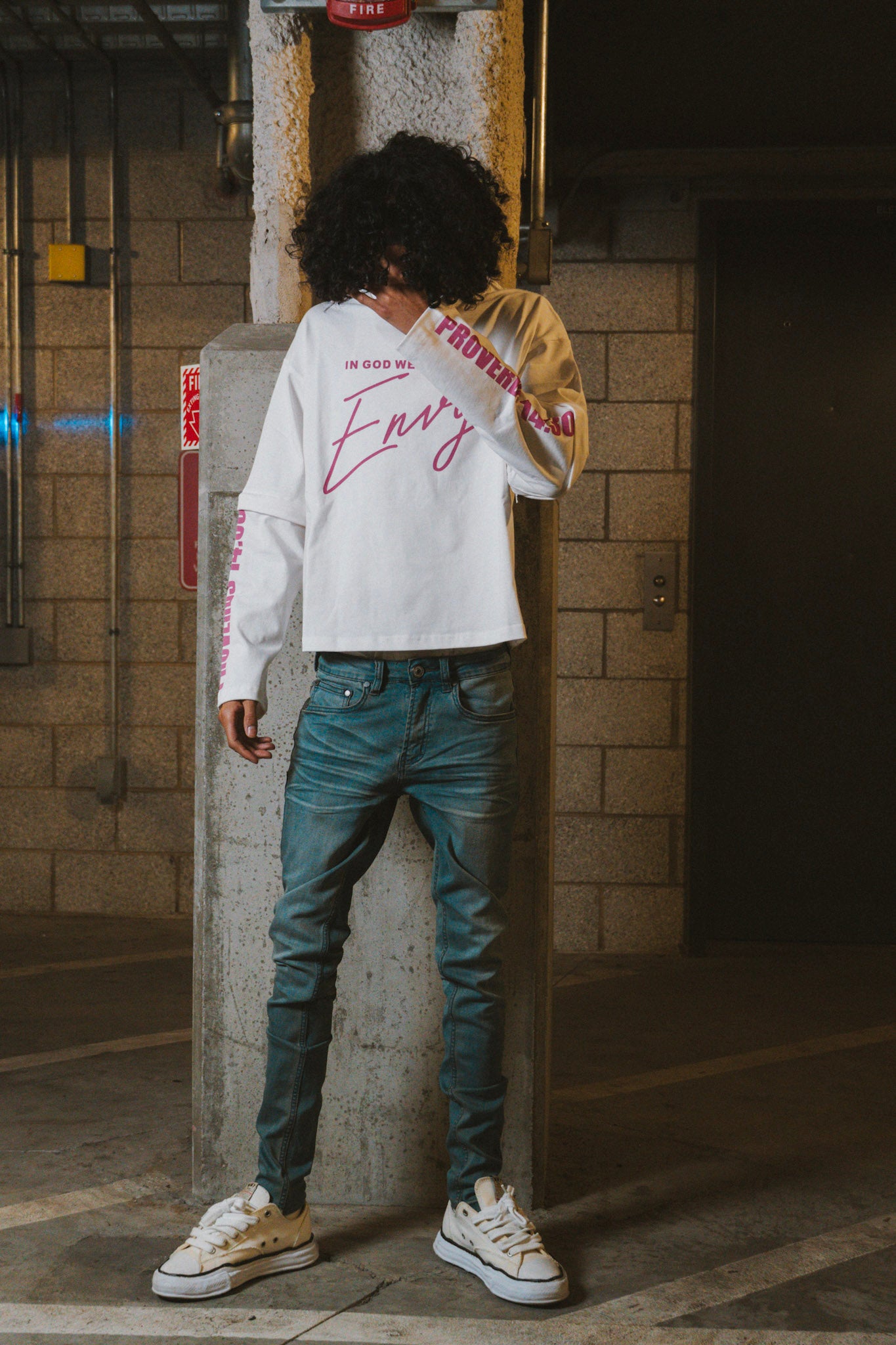 Envy Cropped Tee White and pink